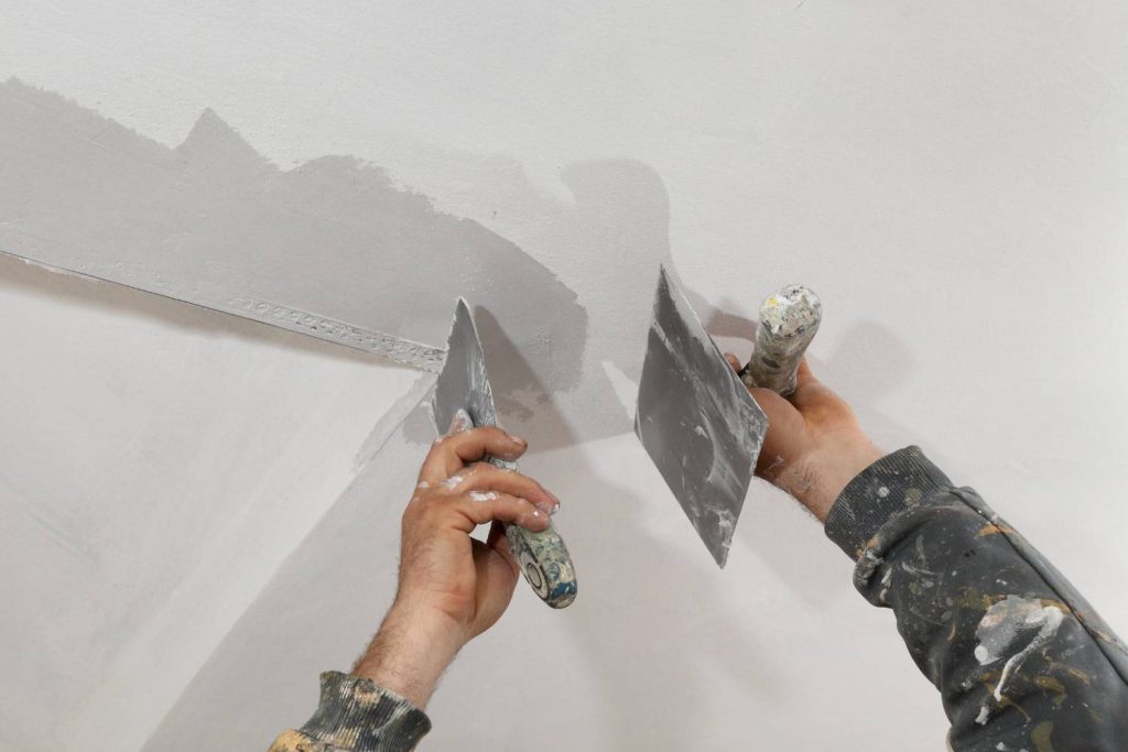 how to keep your plaster ceiling dry and free of moisture 2